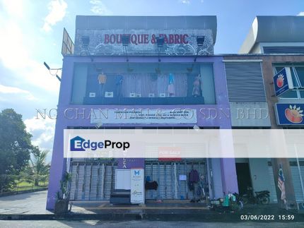 2 Storey Shop Office [Facing main road - Jalan Tanah Putih], Pahang, Kuantan