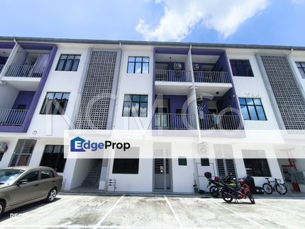 Town House, Selangor, Kajang