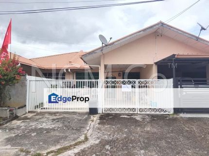 [5 min to Bataras Hypermarket] 1 Storey Terrace House [10 min to Keningau Mall & UTC Keningau], Sabah, Keningau