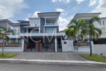 3 Storey Detached House
