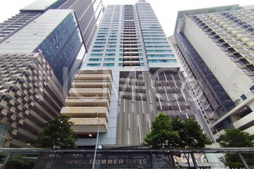 [ROI up to 5%; Situated in the Heart of Kuala Lumpur City Centre] Office Suite [3 min to Suria KLCC & Pavilion Kuala Lumpur]