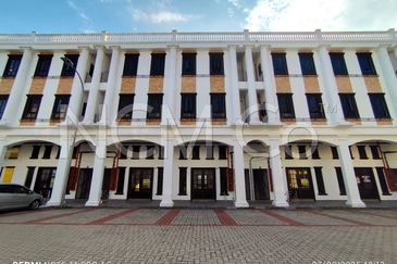 3 Storey Shop Office