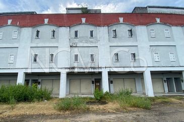 3 Storey Shop Office