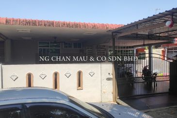 1 Storey Semi Detached House