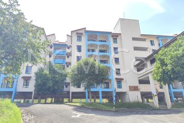 Service Apartment [Good for Homestay Investment; 2 min to Gambang Water Park]