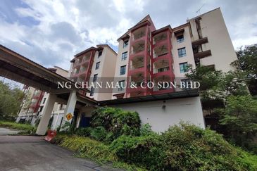 Service Apartment [Good for Homestay Investment; 2 min to Gambang Water Park]
