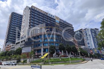 [Prime location in Petaling Jaya] Shop Lot [3 min to Digital Mall]