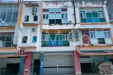 3 Storey Shop Office