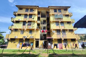 [Strategic location] Flat [Easy access via LDP, Federal Highway & New Pantai Expressway (NPE)]