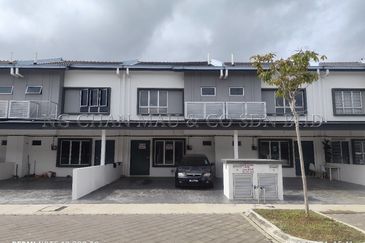 2 Storey Linked House