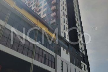 [Walking distance to ITCC Mall] Hotel Suites [8 min to Megalong Mall]