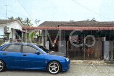 1 Storey Semi Detached House