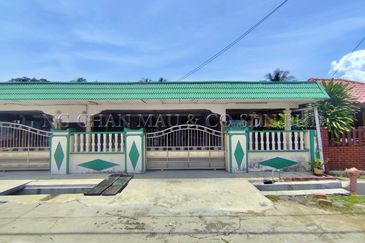 1 Storey Semi Detached House