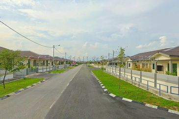 1 Storey Cluster House