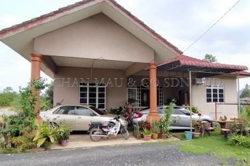 1 Storey Bungalow House