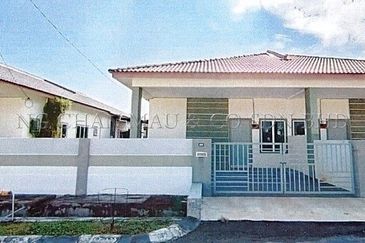 1 Storey Cluster Semi Detached House