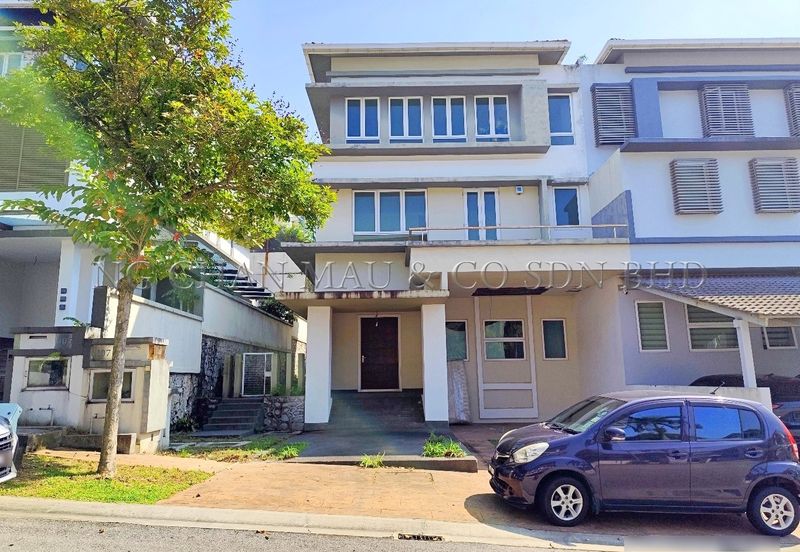 3 Storey Semi Detached House