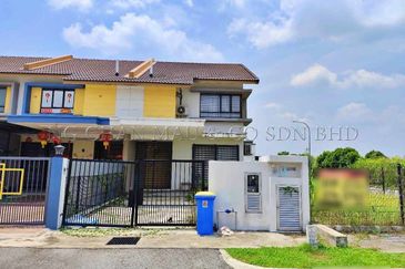 2 Storey Terrace House