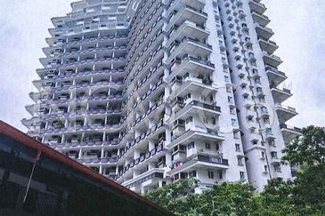 Armanee Duplex Condominium