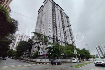 Green Park Condominium