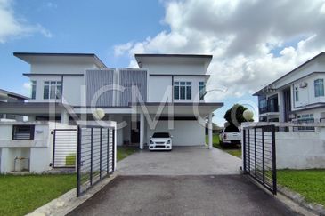 2 Storey Semi Detached House