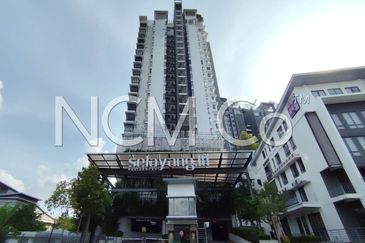 Service Apartment [3 min to Kolej Komuniti Selayang]