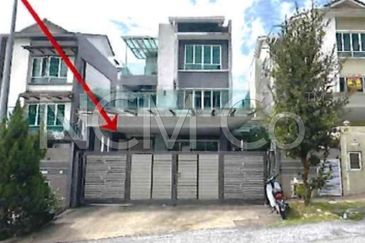 3 Storey Semi Detached House