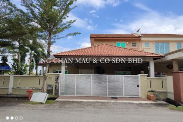 1.5 Storey Semi Detached House