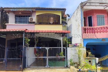 2 Storey Terrace House