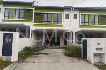2 Storey Terrace House