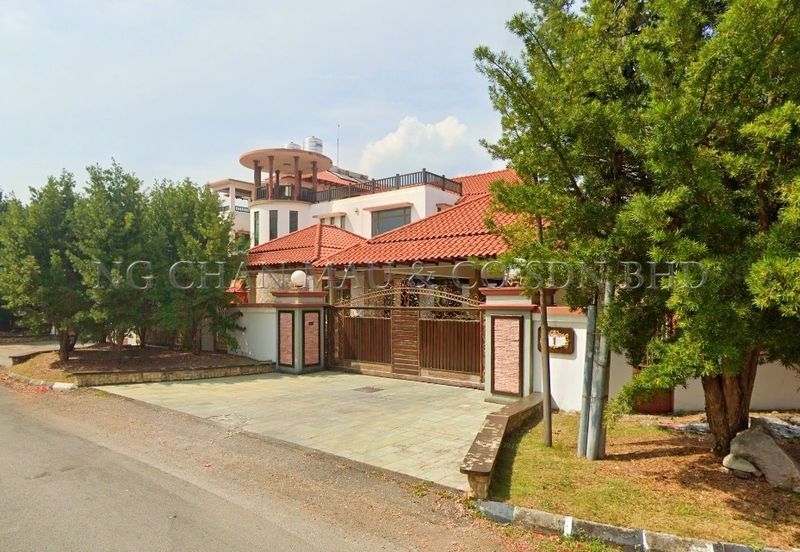 2.5 Storey Detached House