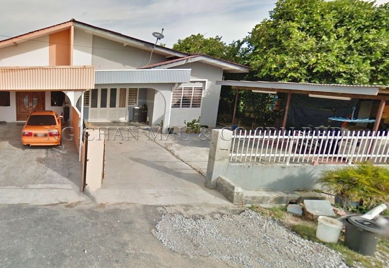 1 Storey Semi Detached House