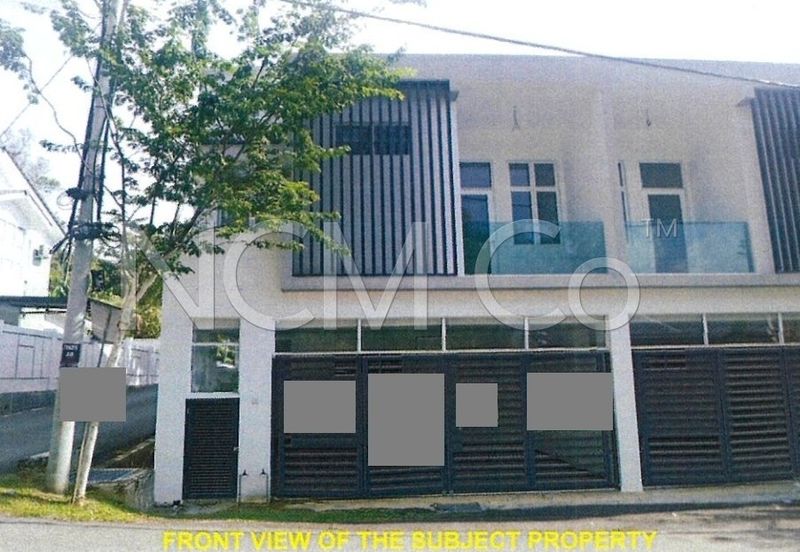 1.5 Storey Terrace House