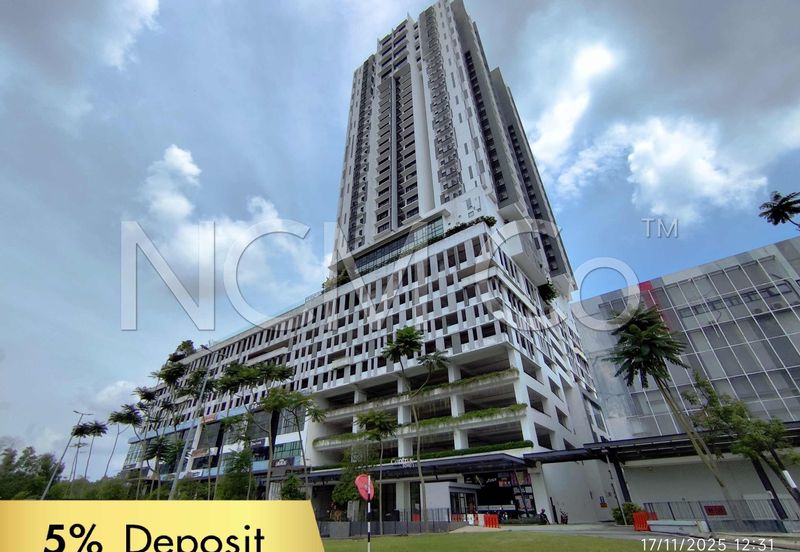 Located behind CBD Perdana 3 (Commercial Area) Small Office Home Office (SOHO) 3 min to DPULZE Shopping Centre