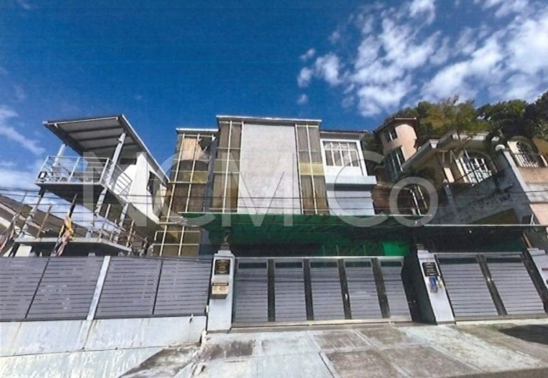 3 Storey Detached House