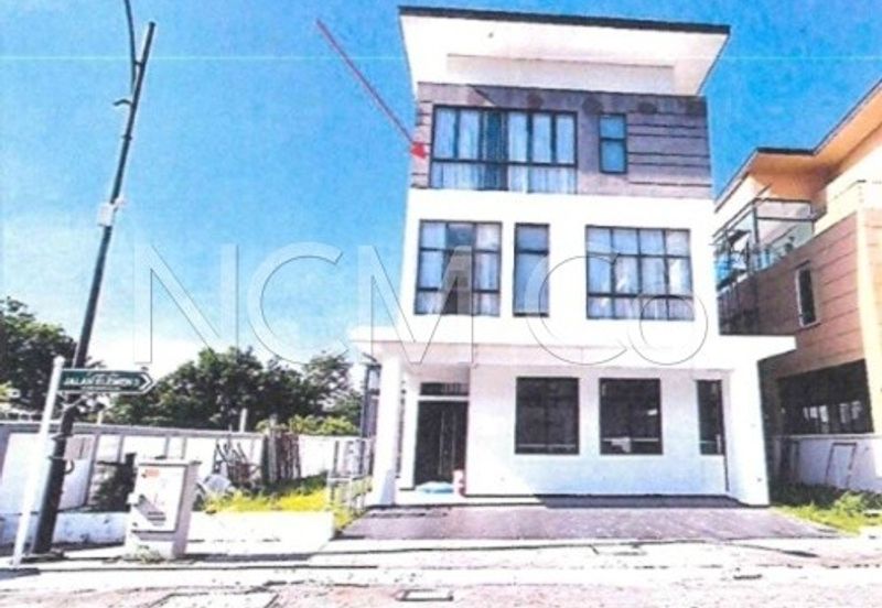 3 Storey Detached House