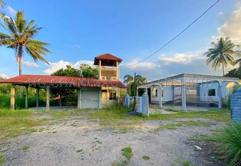 1 Storey Bungalow House