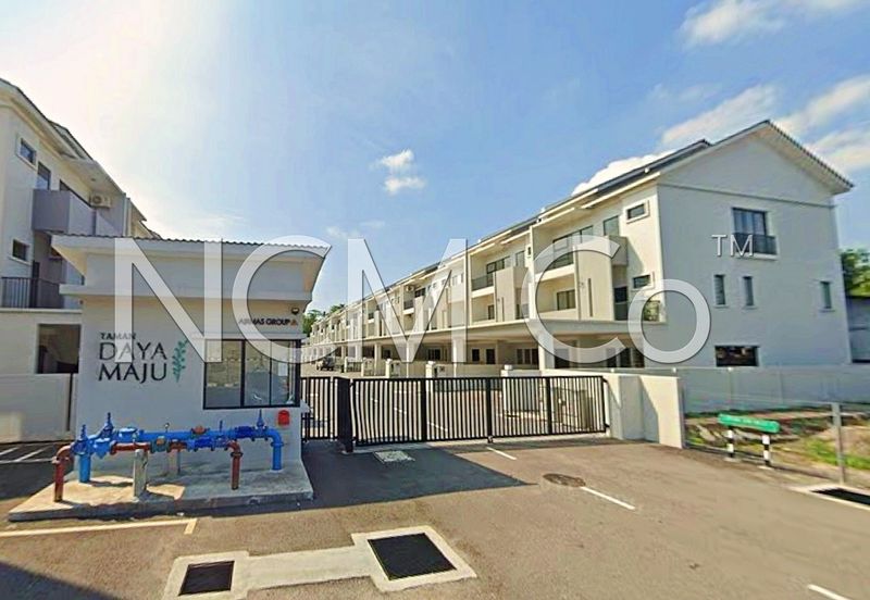 1.5 Storey Town House