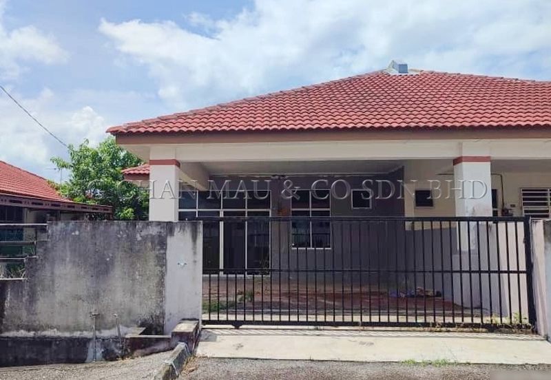 1 Storey Semi Detached House