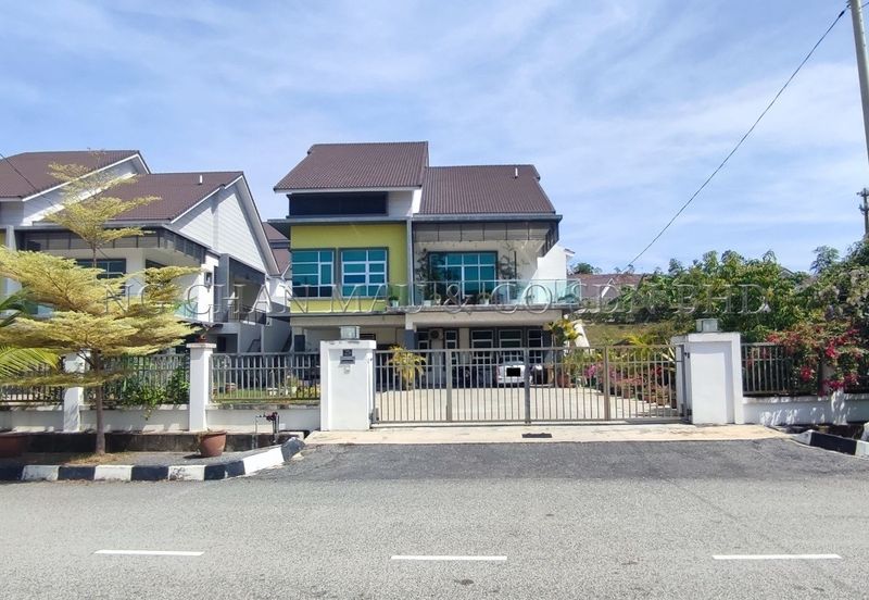 1.5 Storey Detached House