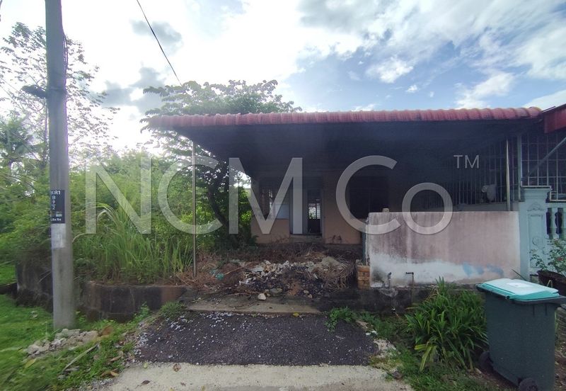 1 Storey Terrace House