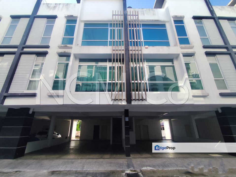 Town House (Upper Unit), Penang, Balik Pulau