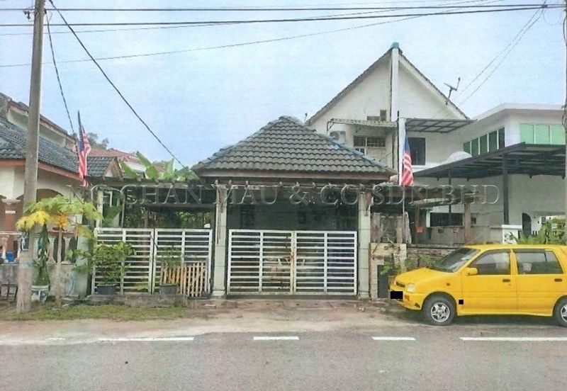 1.5 Storey Semi Detached House