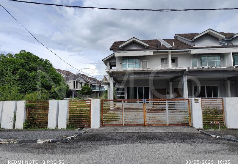 [Gated and guarded community] 2 Storey Terrace House [5 min to TF Value-Mart Sungai Lalang]