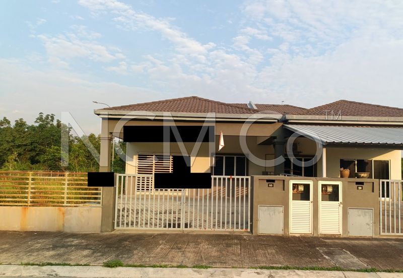 1 Storey Semi Detached House