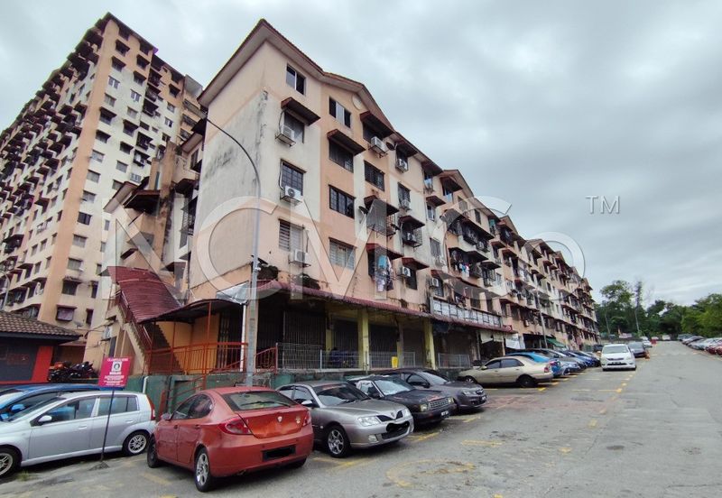 5 min to SMK Damansara Damai 1 Apartment 9 min to MRT Damansara Damai