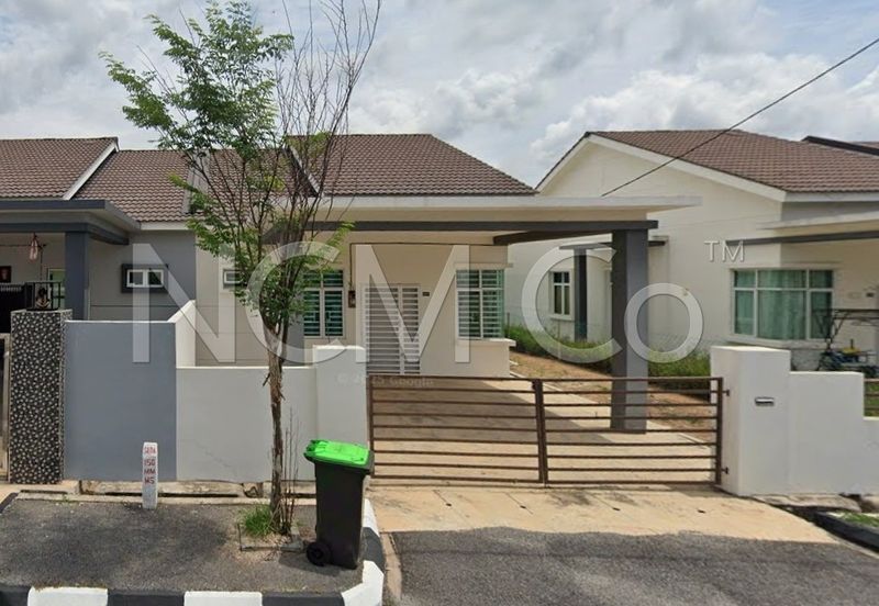 1 Storey Semi Detached House