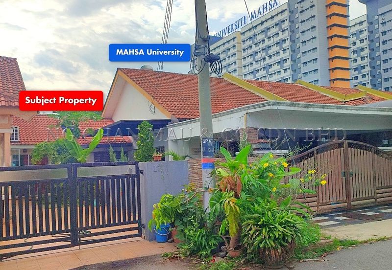 1 Storey Terrace House with Extra Land