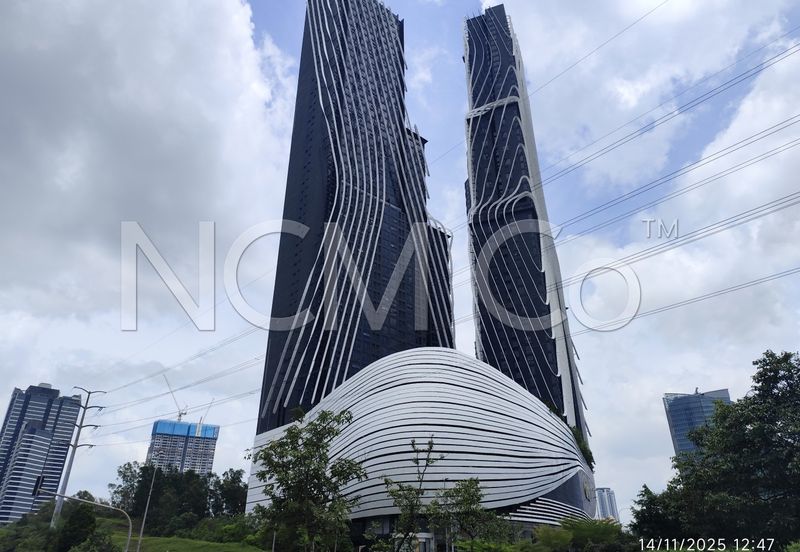 Strategic location SOHO 5 min to Publika Shopping Gallery