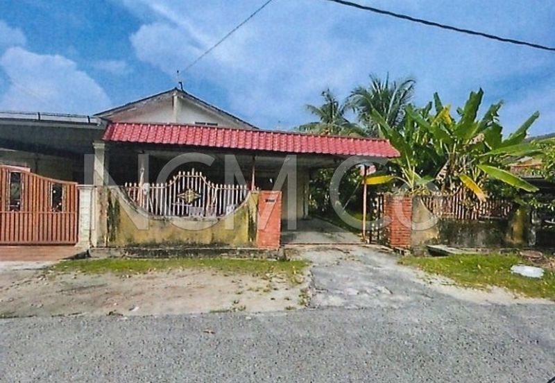 1 Storey Semi Detached House